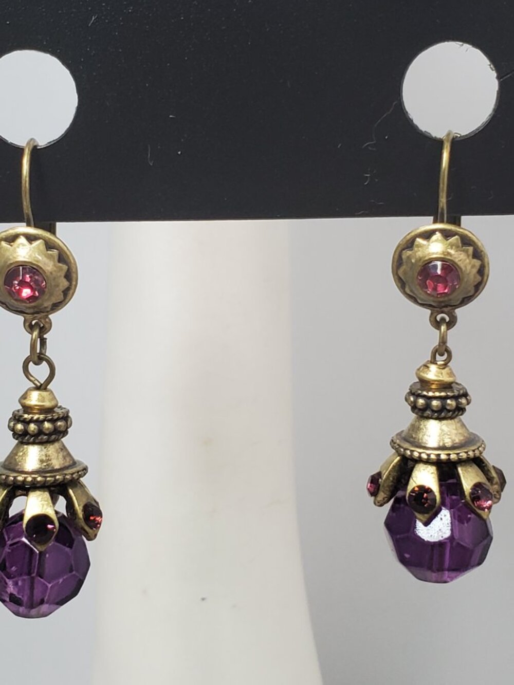 Banana Republic Vintage-Style Purple Crystal & Brass Dangle Earrings - Picture 5 of 8